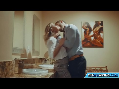 ❤️ Калі грудастая бландынка спакушае цябе ў грамадскім туалете ️❌ Прыгожае порна у нас be.analizatorkrovi.ru